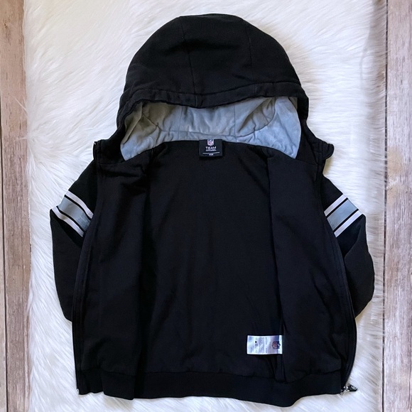 NFL Raiders Kids Full Zip Hoodie That Converts Into A Bear - Picture 4 of 7
